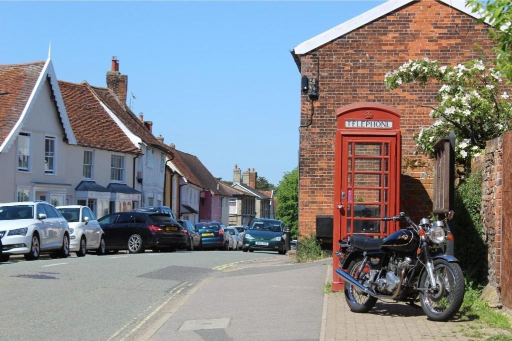 Lovely 3 Bedroom House In The Centre Of Lavenham Luaran gambar